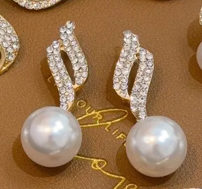 Stainless Steel Post Luxury Rhinestone Inlaid Drop Faux Pearl Earrings