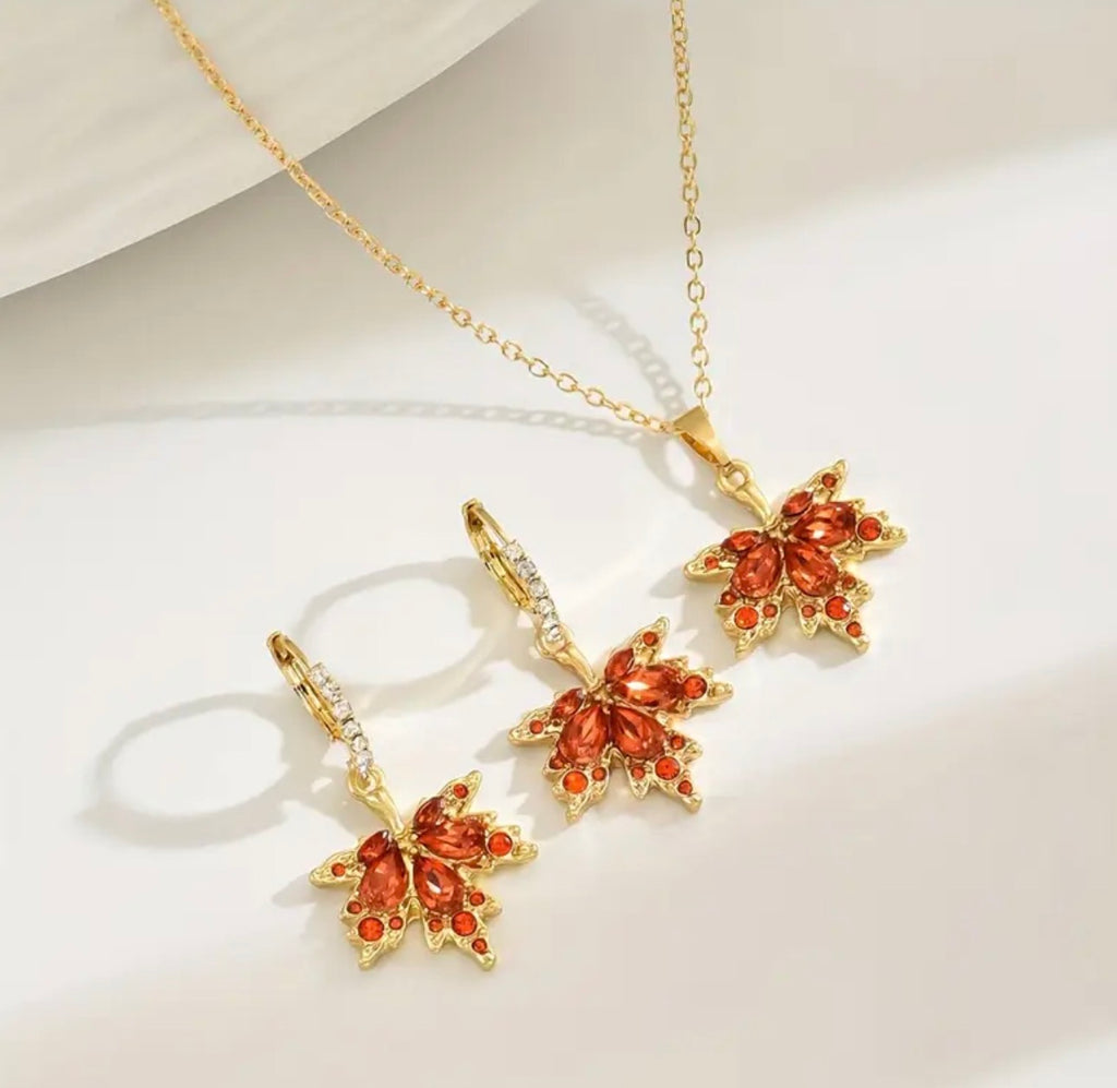 A Set of Luxurious Maple Leaf Necklace and Earrings with Rhinestone Accent- Suitable for Daily Wear Waterproof,Non Tarnished, Hypoallergenic Stainless Steel Material
