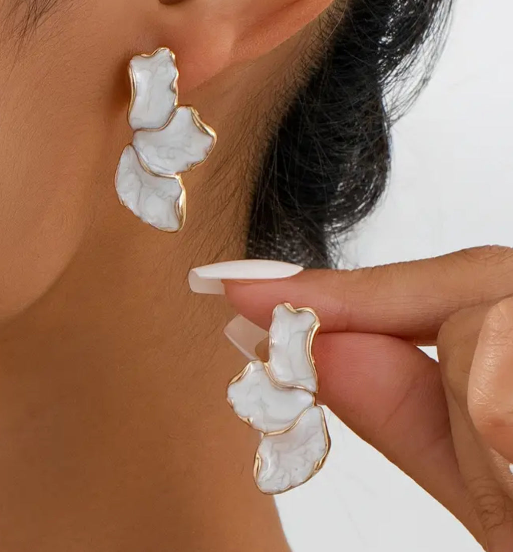 Vintage Style Handmade Resin Leaf Earrings|18K Gold Plated Post