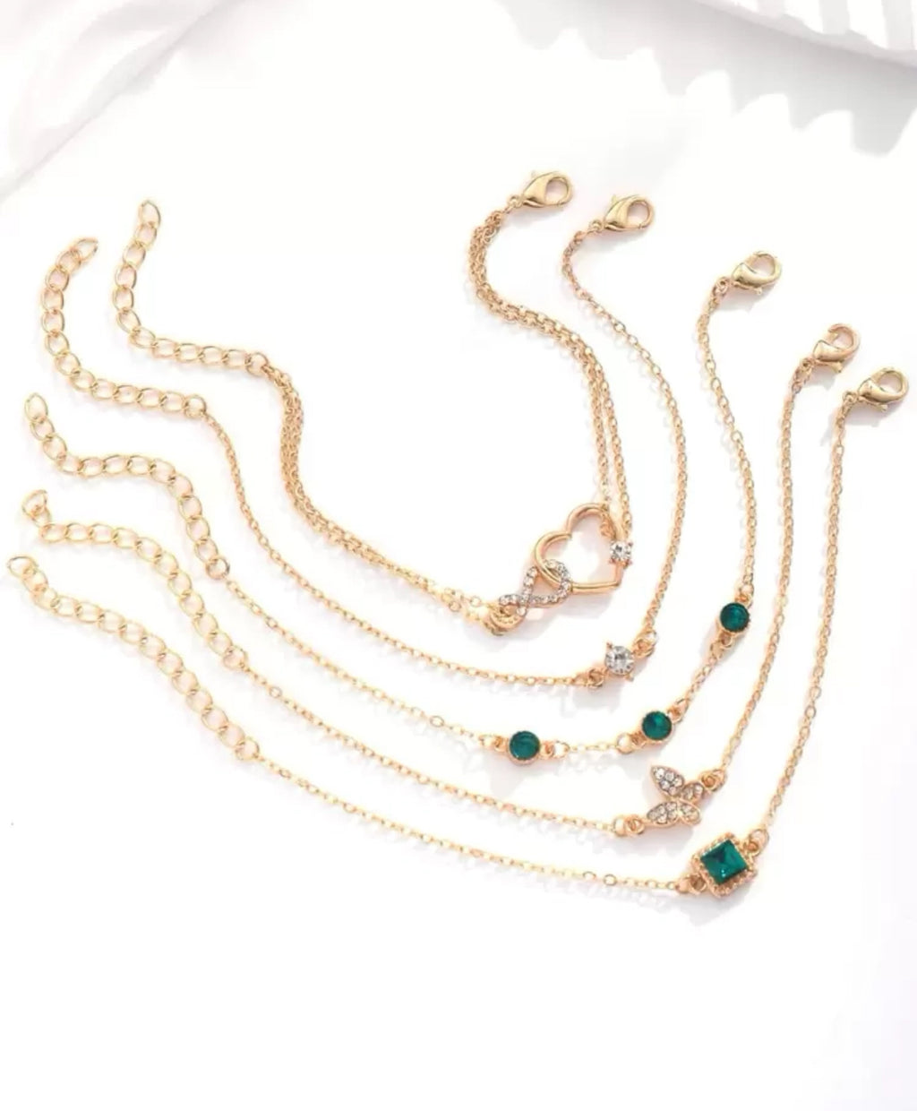 5Pcs Simple Elegant Rhinestones, Butterfly and Heart Bracelet Set Waterproof Hypoallergenic Material