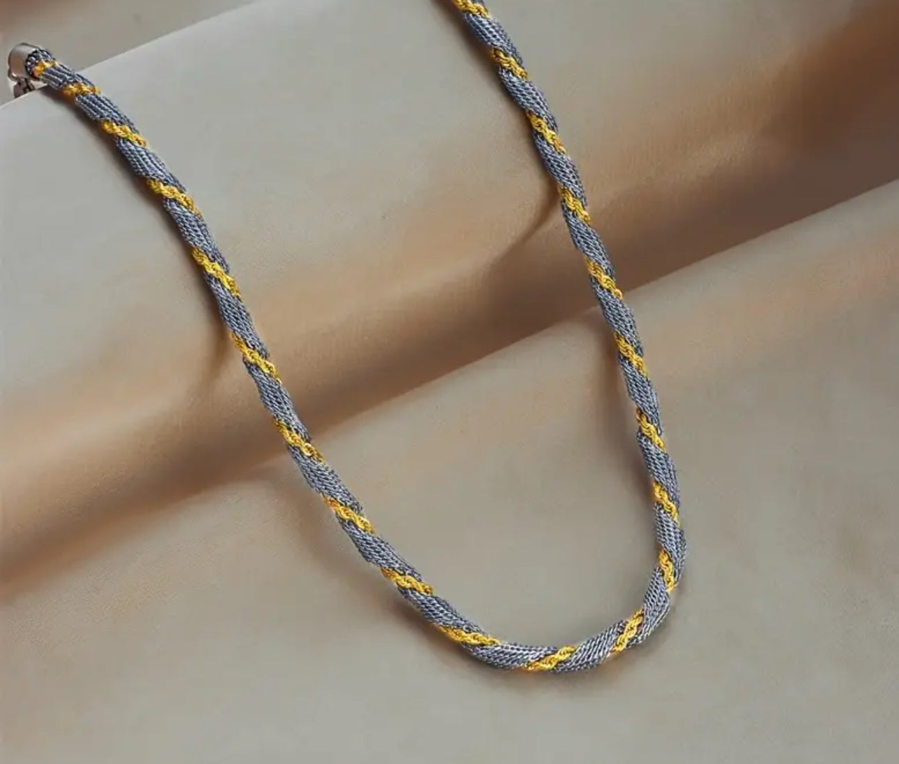 304 Stainless Steel Hypoallergenic Non Tarnished Casual Two-Toned Chunky Chain Necklace