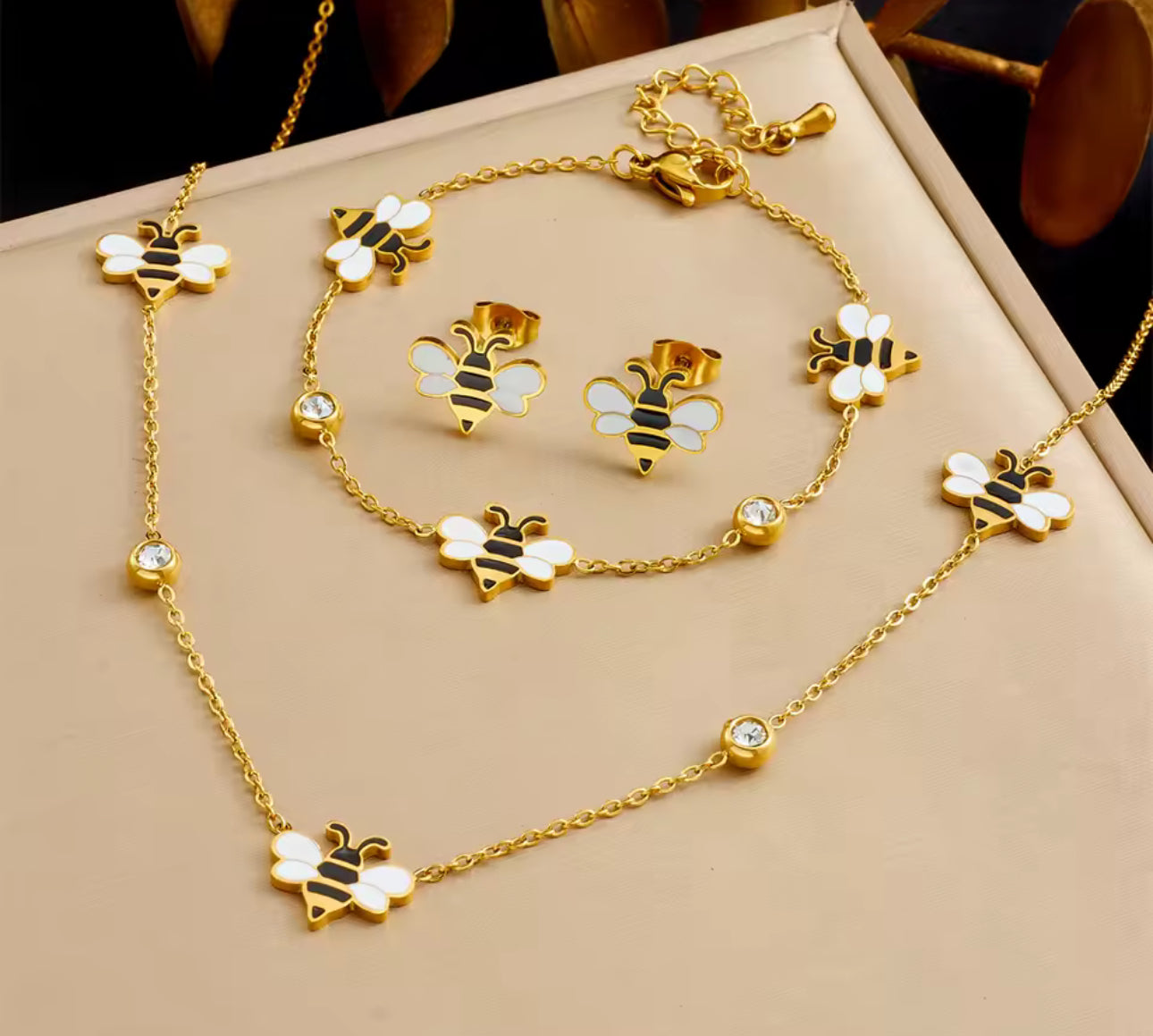 316L Stainless Steel Elegant Bee Necklace Bracelet Earrings Set