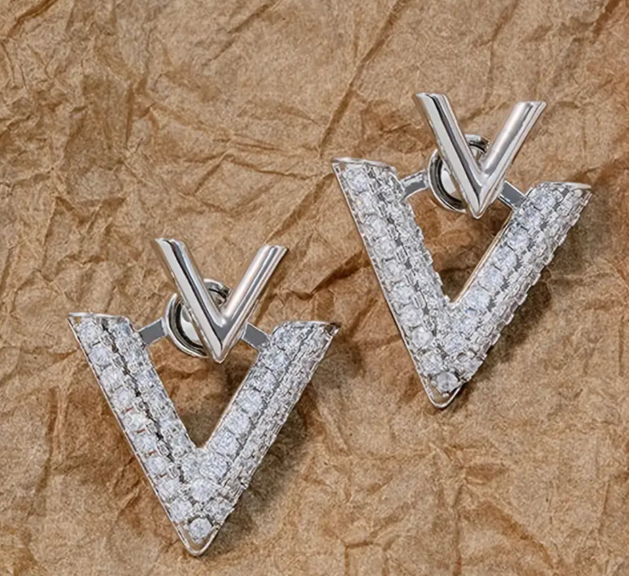 Elegant Geometric Triangle V-Stud Earrings with Micro Inlaid Stones Golden Tone Metal Two-Way Wear Design