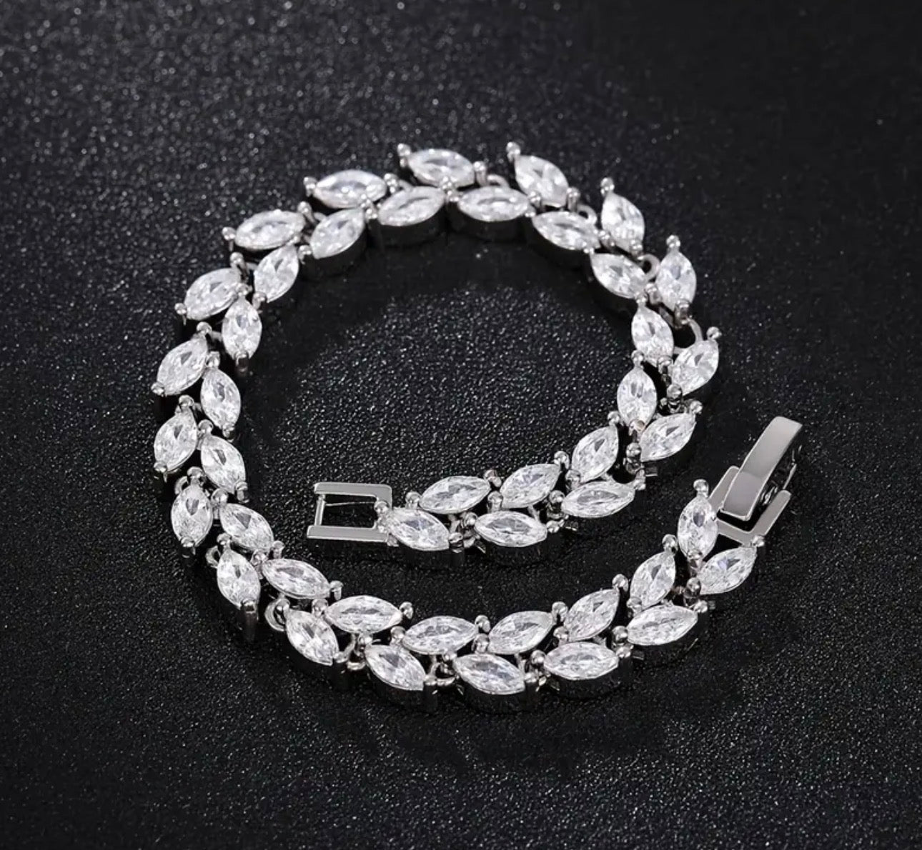 Elegant Luxury Wheat Sheaf Design with Sparkling Cubic Zirconia Stainless Steel-Perfect for Daily Wear and Special Occasions, All-Season Accessory, Minimalist|Cubic Zirconia Bracelet
