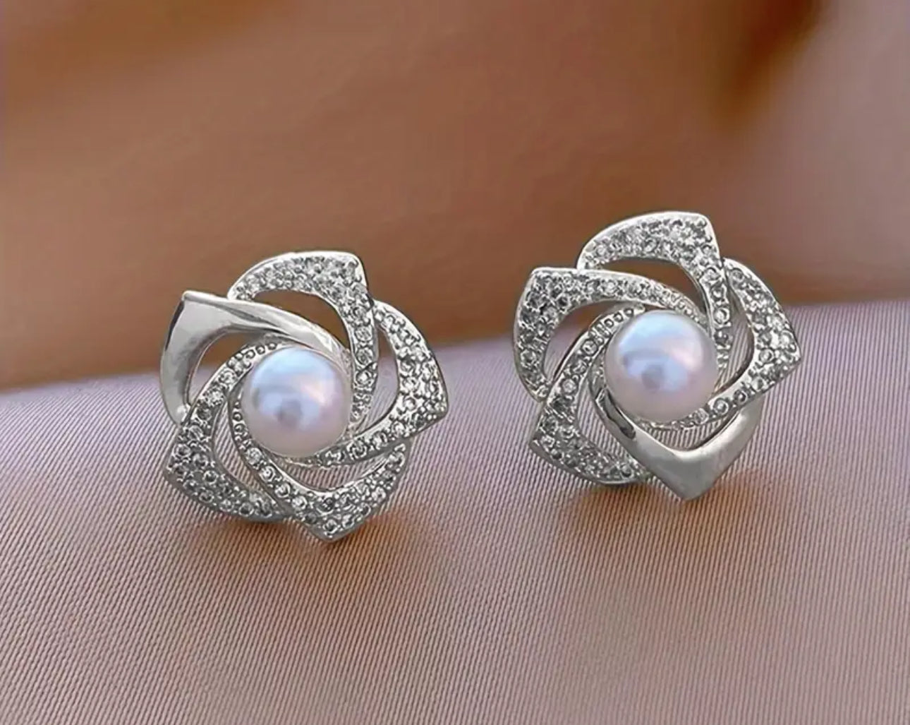 Sweet Classic French Flower Stud Earrings-Stainless Steel Hypoallergenic Rhinestone Inlaid Faux Pear Design