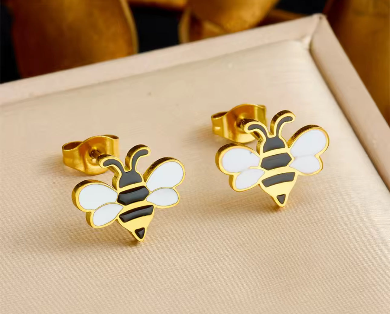 316L Stainless Steel Elegant Bee Necklace Bracelet Earrings Set