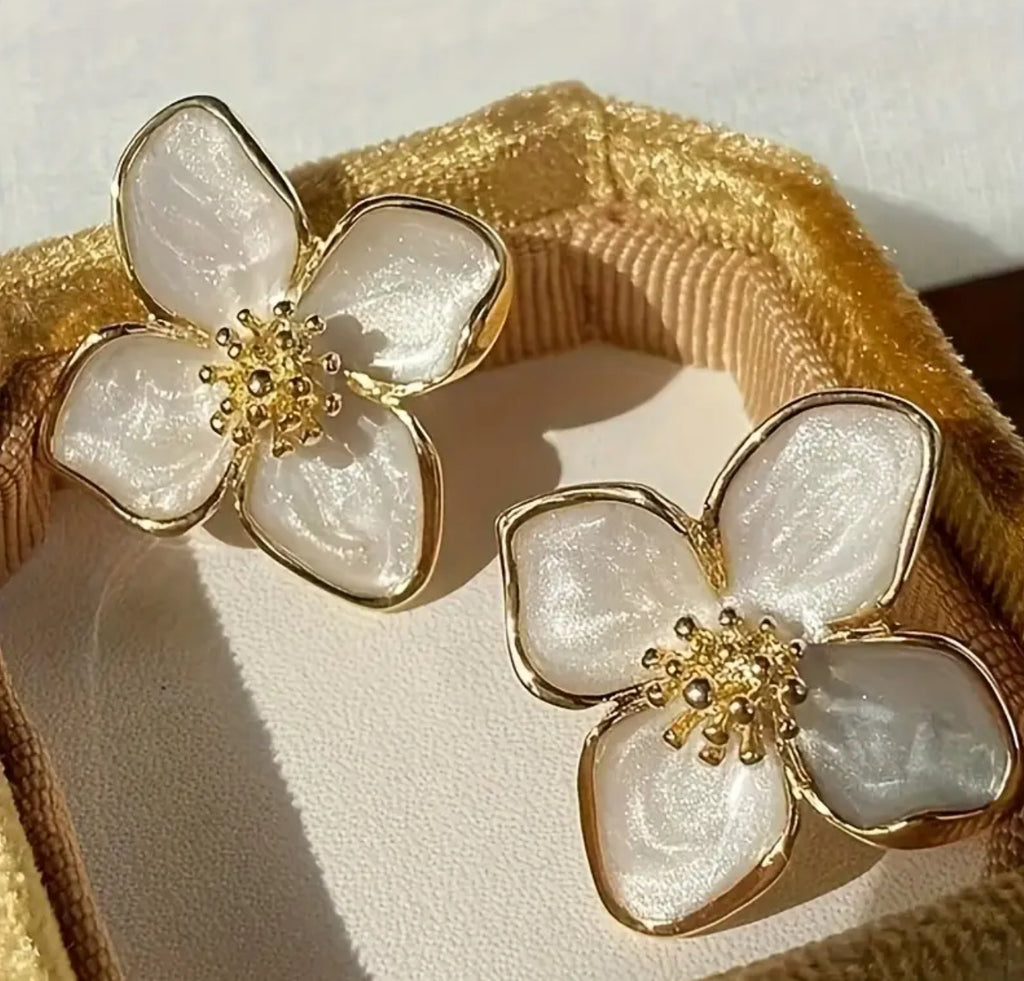Elegant Floral Stud Earrings- Golden Tone Flower Non Tarnished Hypoallergenic Jewelry