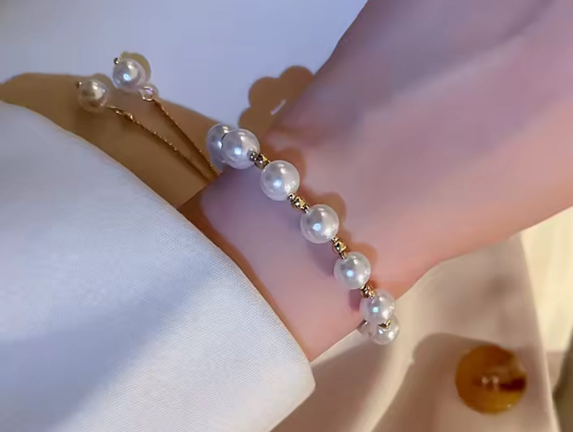 Simple Classy Adjustable Tassel Faux Pearl Bracelet Hypoallergenic Waterproof