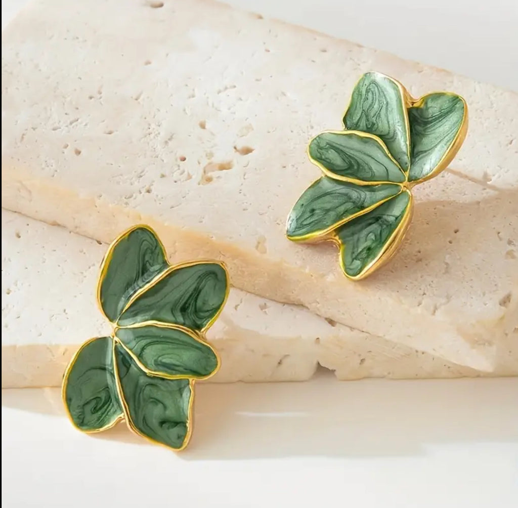 Vintage Style Handmade Resin Leaf Earrings|18K Gold Plated Post