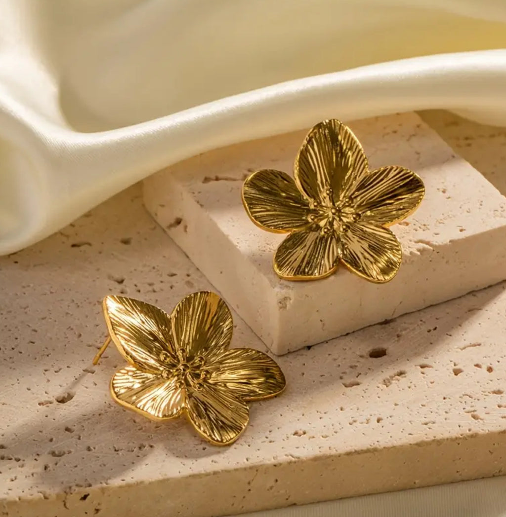 Retro Classic 18K Gold Plated Stainless Steel Flower Earrings