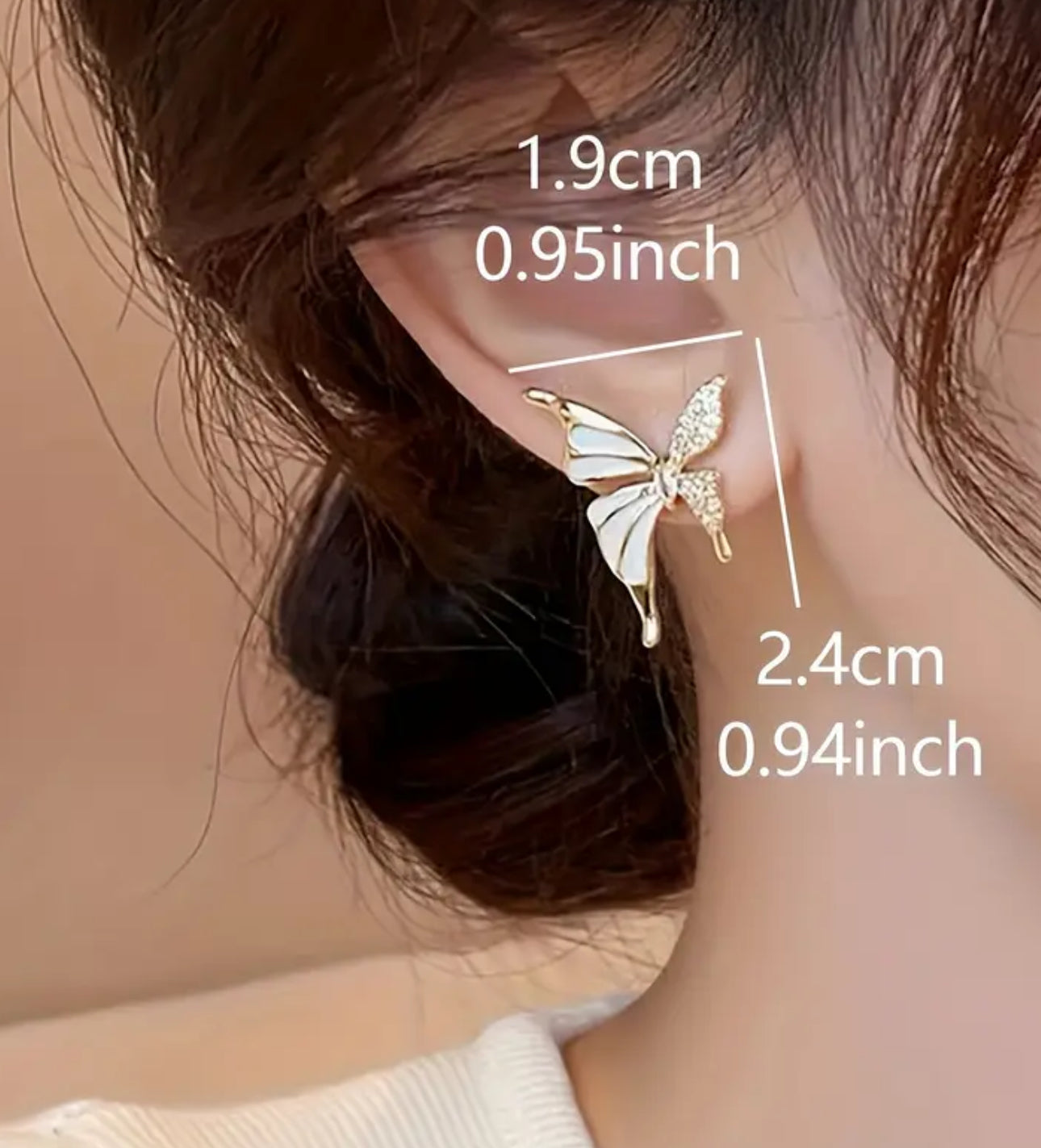 Classic Elegant 18K Gold Plated Butterfly Stud Earrings with Stone Inlaid Accent