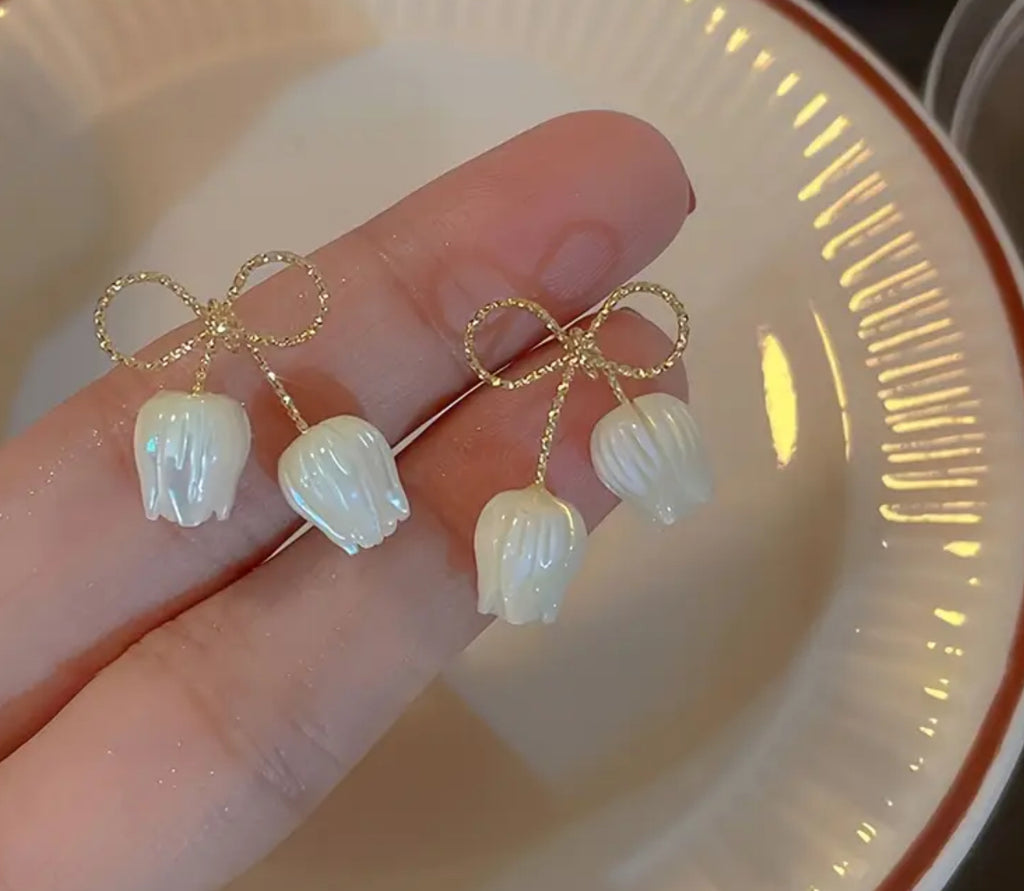 Stainless Steel Post with Faux Golden Bow Tulip Drop Luxury Earrings