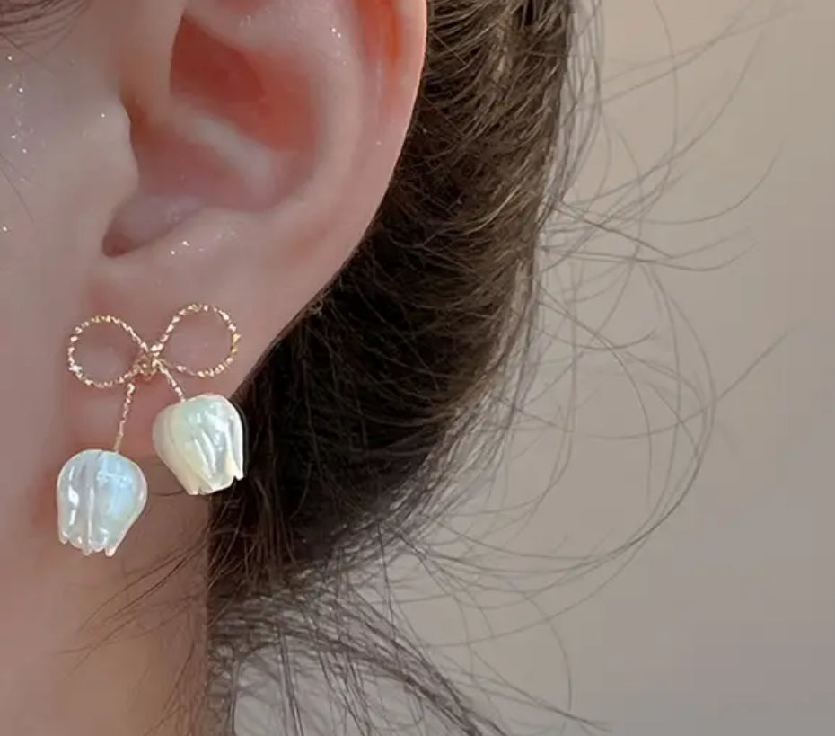 Stainless Steel Post with Faux Golden Bow Tulip Drop Luxury Earrings